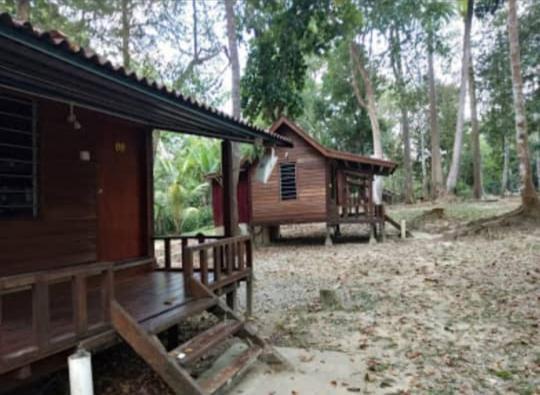 Gandah Forest Park Chalet Lanchang 外观 照片