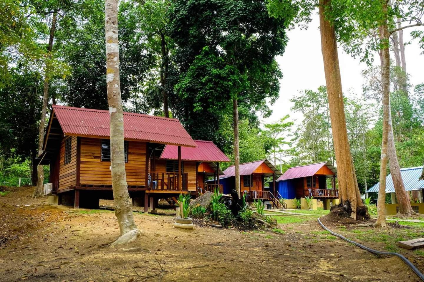 Gandah Forest Park Chalet Lanchang 外观 照片